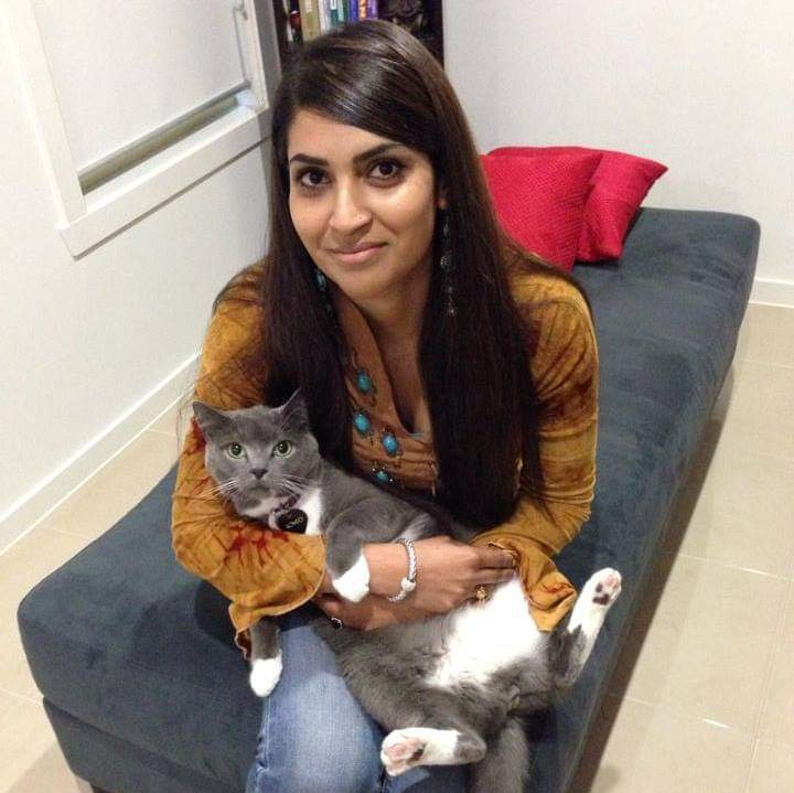 Jo Mohan with cat